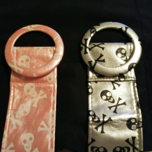 Cute metallic skull belts